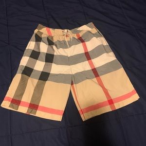 Kids Burberry swim trunks